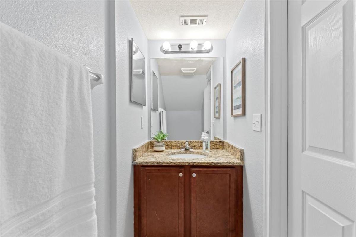 Вілла King Bed Cozy Townhouse 10 Min From Uf Ґейнсвілл Екстер'єр фото