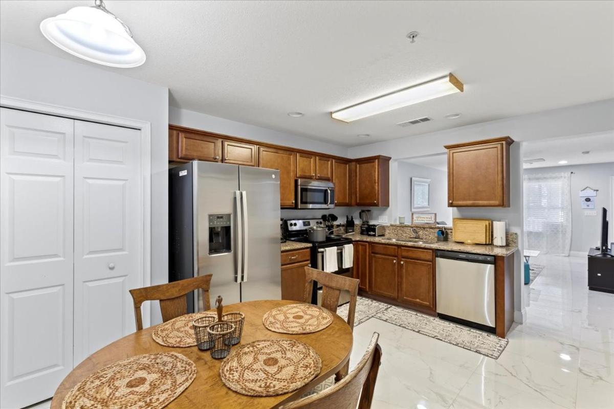Вілла King Bed Cozy Townhouse 10 Min From Uf Ґейнсвілл Екстер'єр фото